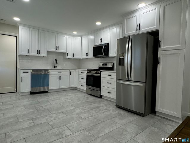 32 Ogden Street, West Haven, CT 06516
