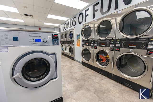 1749 N Wells Street 2102, Chicago, IL 60614