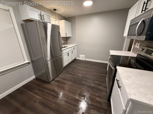 3800 Westpoint Street, Dearborn, MI 48124