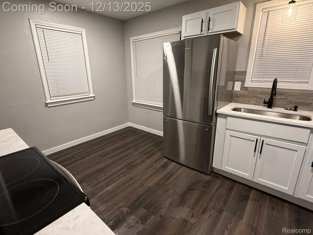 3800 Westpoint Street, Dearborn, MI 48124