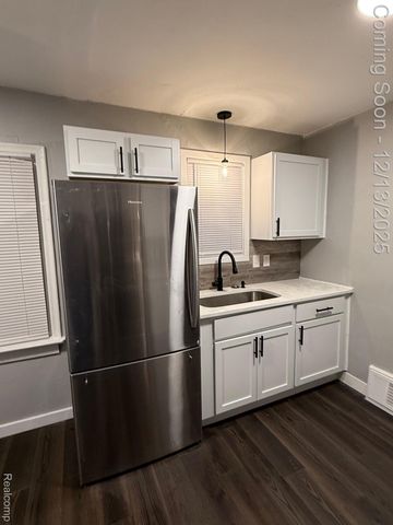 3800 Westpoint Street, Dearborn, MI 48124