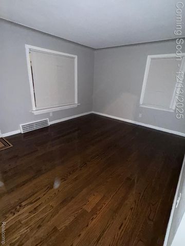 3800 Westpoint Street, Dearborn, MI 48124