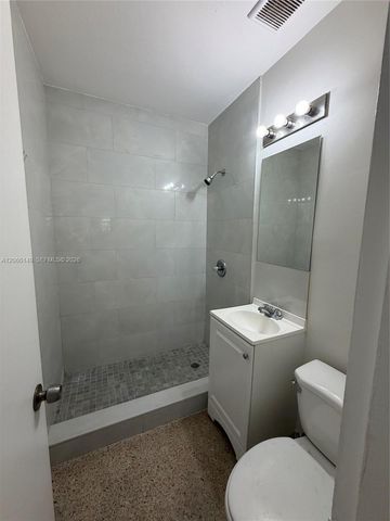 980 W 53rd Terrace, Hialeah, FL 33012
