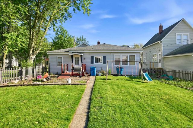 1204 Summit Street, New Haven, IN 46774