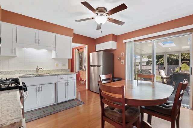 8840 Terry Drive, Orland Park, IL 60462