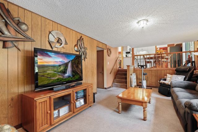 8840 Terry Drive, Orland Park, IL 60462
