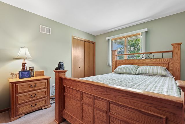 8840 Terry Drive, Orland Park, IL 60462