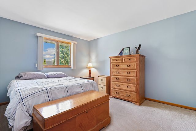 8840 Terry Drive, Orland Park, IL 60462