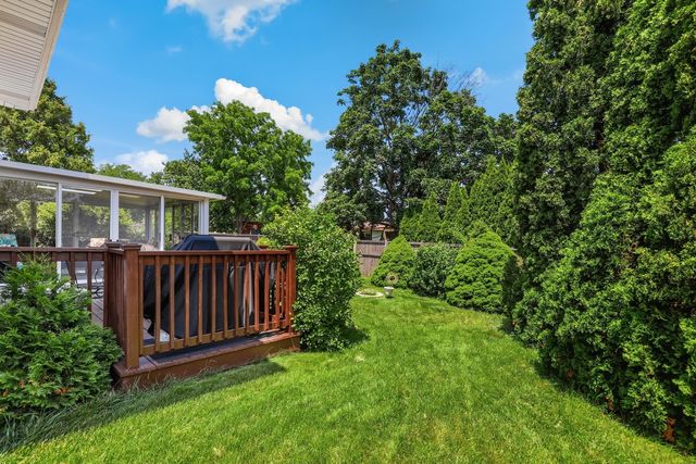 8840 Terry Drive, Orland Park, IL 60462