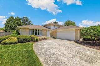 8840 Terry Drive, Orland Park, IL 60462