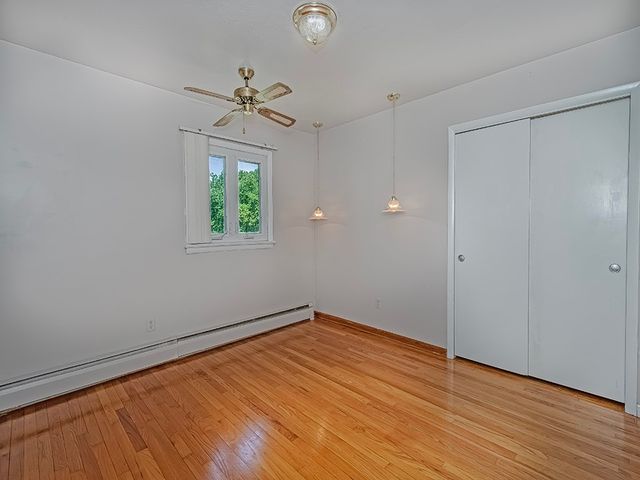 107 Longvue Dr, Harmony Boro, PA 16037
