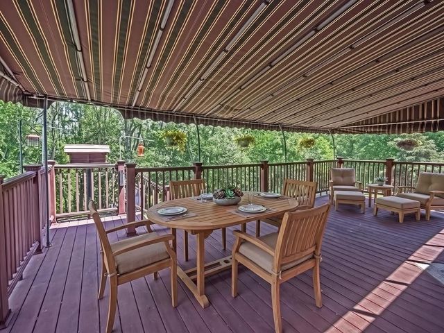 107 Longvue Dr, Harmony Boro, PA 16037