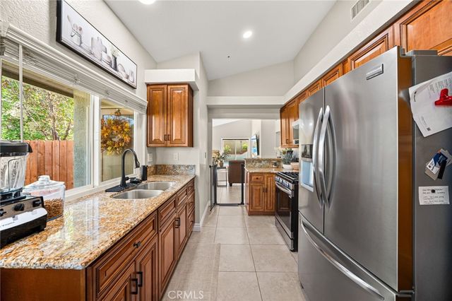 15575 Riviera, Fontana, CA 92337