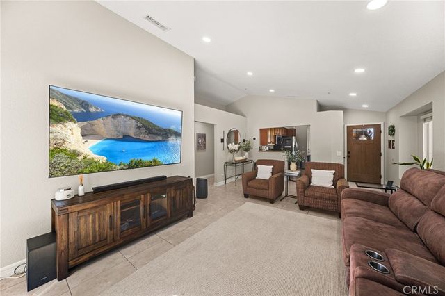15575 Riviera, Fontana, CA 92337