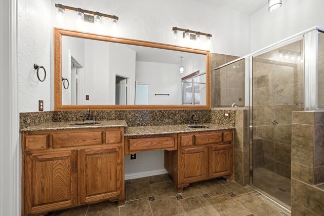 132 Silver Rose Boulevard, Burleson, TX 76028