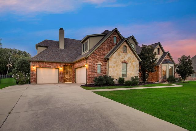 132 Silver Rose Boulevard, Burleson, TX 76028