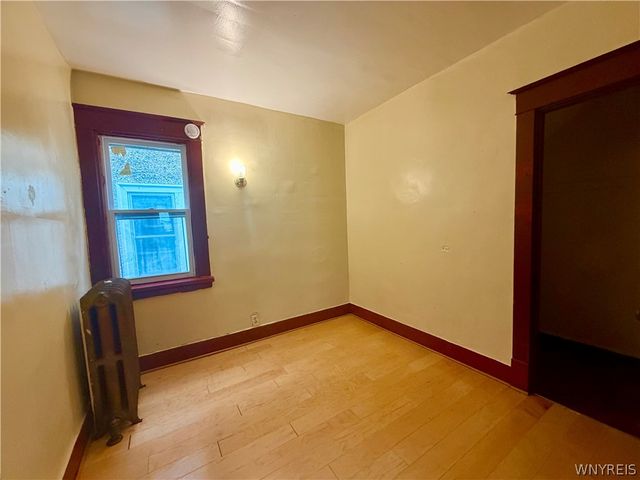 32 Lark Street, Buffalo, NY 14211