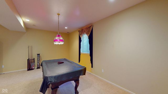 922 Lincoln Park West Drive, Greenwood, IN 46142