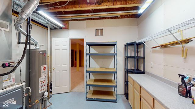 922 Lincoln Park West Drive, Greenwood, IN 46142