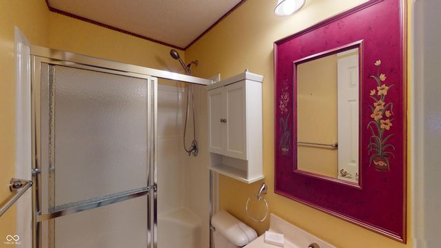 922 Lincoln Park West Drive, Greenwood, IN 46142