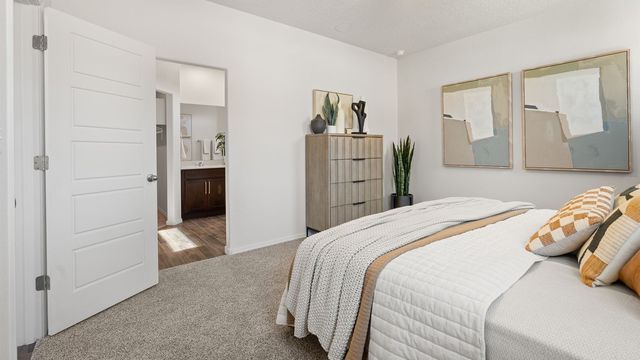 3838 Chitalpa, Santa Fe, NM 87507