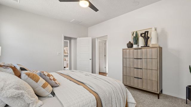 3838 Chitalpa, Santa Fe, NM 87507