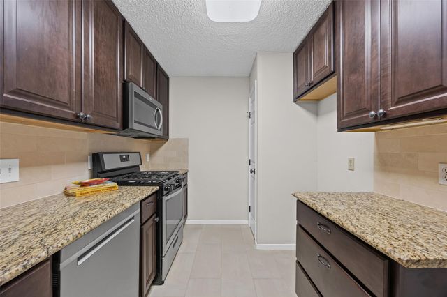 11602 Prairie Hen LN, Austin, TX 78758