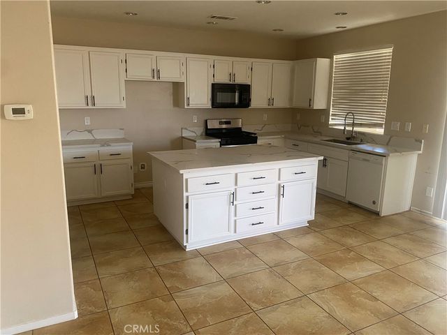 12538 Aruba Court, Victorville, CA 92392