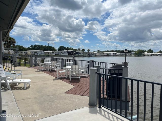 300 Bottlebrush Court, Cocoa, FL 32926