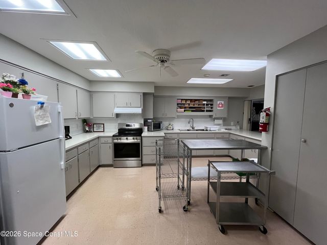300 Bottlebrush Court, Cocoa, FL 32926