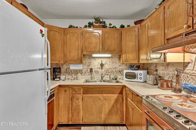 3104 N Broadway C21, Knoxville, TN 37917