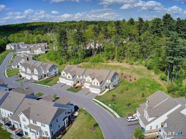 85 Ridgewood Drive 85, Middlebury, CT 06762