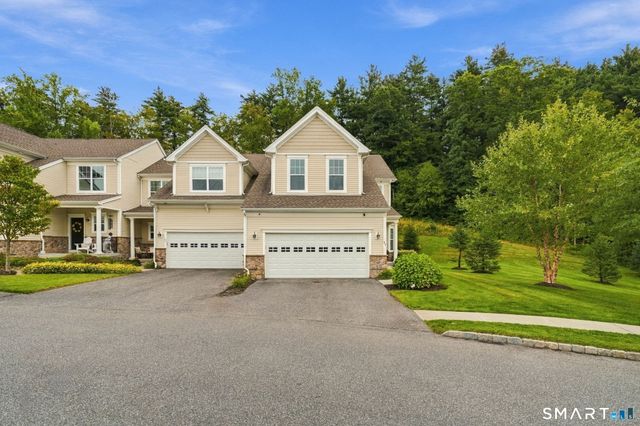 85 Ridgewood Drive 85, Middlebury, CT 06762