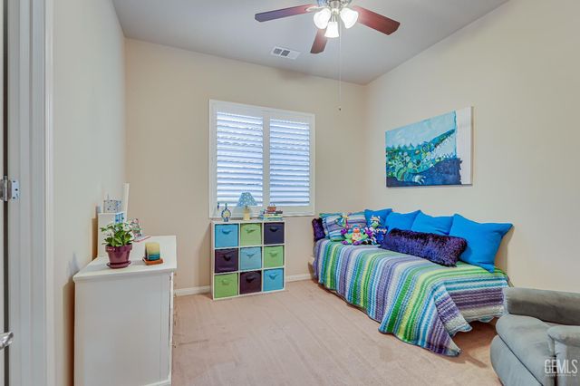 13500 Alabaster Court, Bakersfield, CA 93306