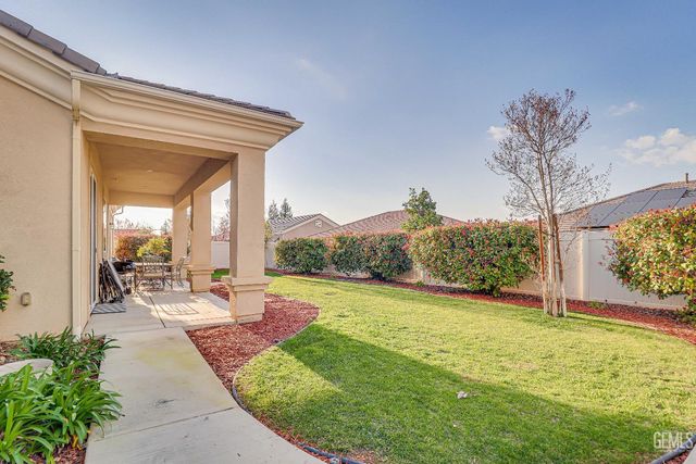 13500 Alabaster Court, Bakersfield, CA 93306