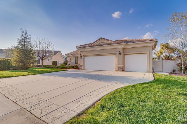 13500 Alabaster Court, Bakersfield, CA 93306