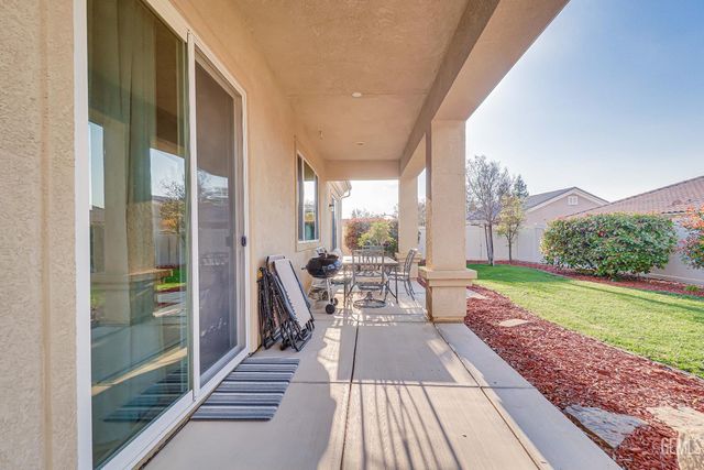 13500 Alabaster Court, Bakersfield, CA 93306