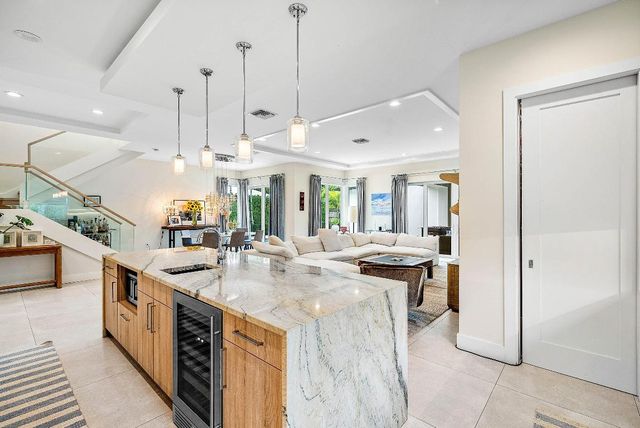 217 Gulfstream Boulevard, Boynton Beach, FL 33435