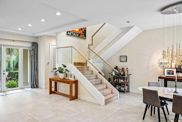 217 Gulfstream Boulevard, Boynton Beach, FL 33435