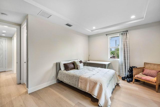 217 Gulfstream Boulevard, Boynton Beach, FL 33435