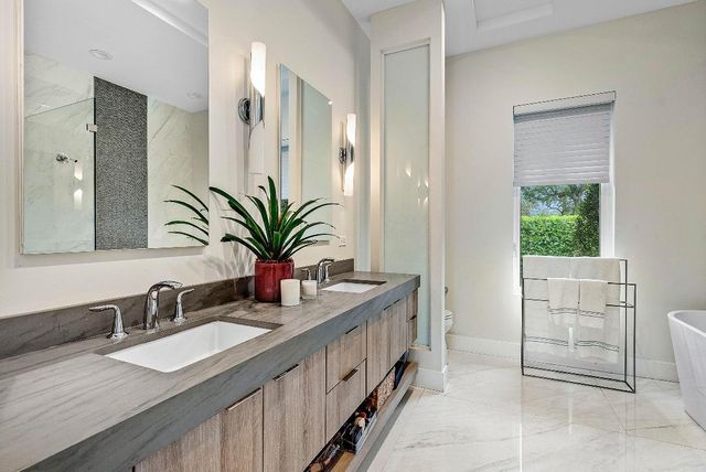 217 Gulfstream Boulevard, Boynton Beach, FL 33435