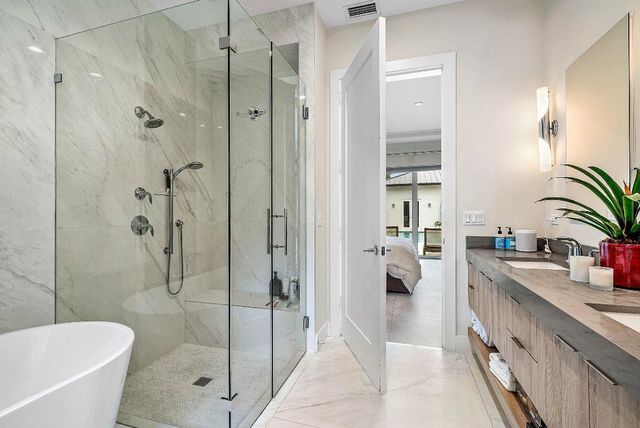 217 Gulfstream Boulevard, Boynton Beach, FL 33435