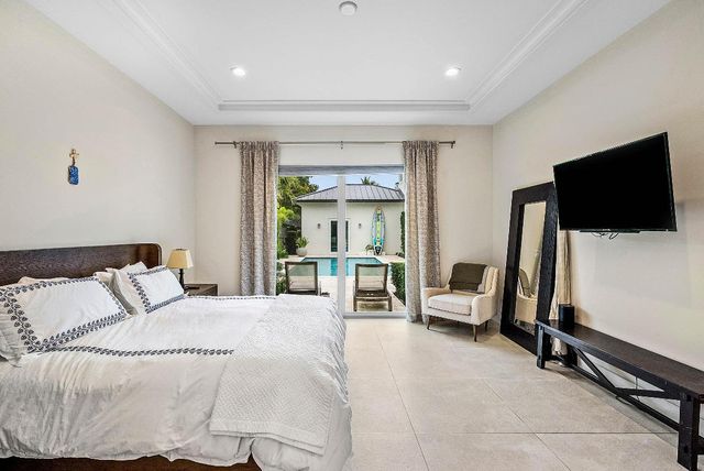 217 Gulfstream Boulevard, Boynton Beach, FL 33435