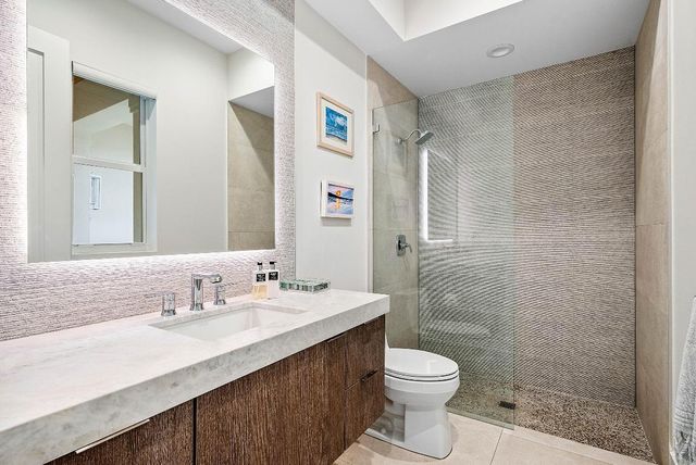 217 Gulfstream Boulevard, Boynton Beach, FL 33435