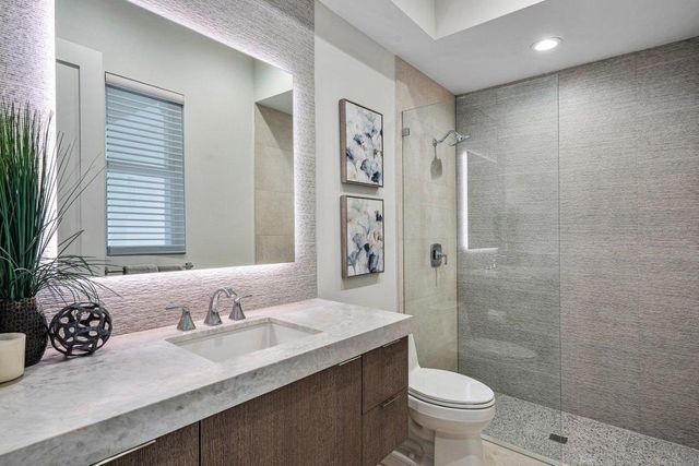 217 Gulfstream Boulevard, Boynton Beach, FL 33435