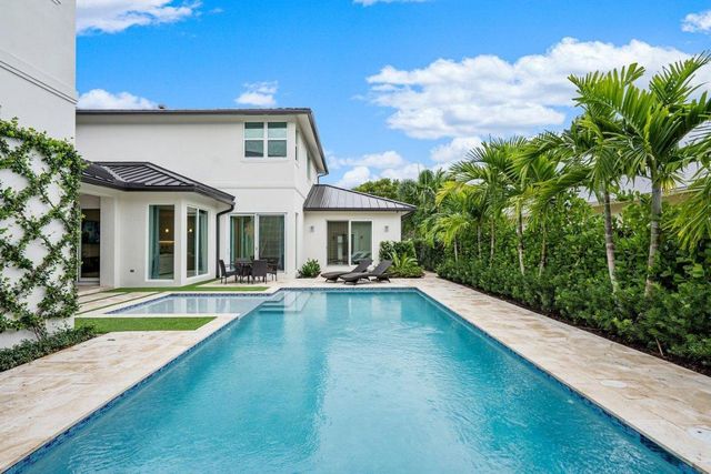 217 Gulfstream Boulevard, Boynton Beach, FL 33435