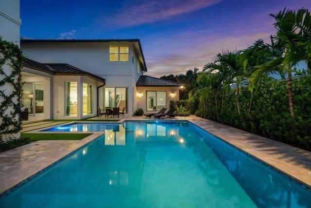 217 Gulfstream Boulevard, Boynton Beach, FL 33435