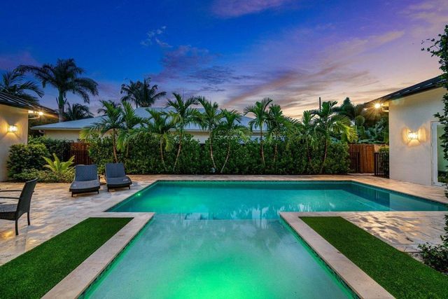 217 Gulfstream Boulevard, Boynton Beach, FL 33435