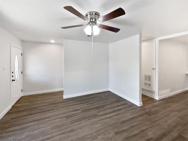 720 Tanglewood Drive, Hurst, TX 76053