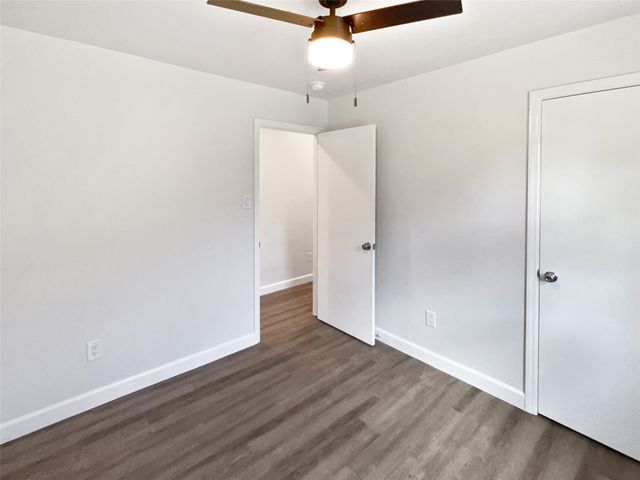720 Tanglewood Drive, Hurst, TX 76053